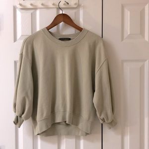 Abercrombie & Fitch puff balloon 3/4 sleeve sweatshirt